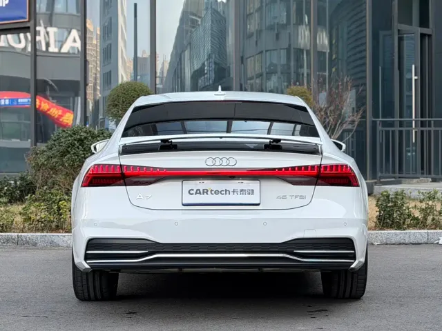 Audi A7 — Фото автомобиля 4
