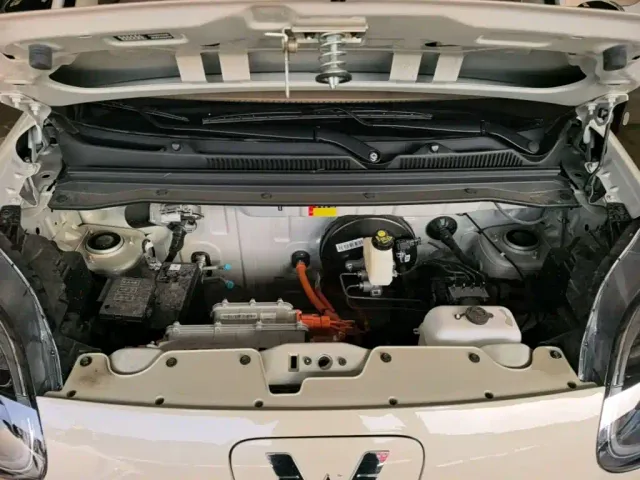 Wuling Hongguang Mini EV — Фото автомобиля 15
