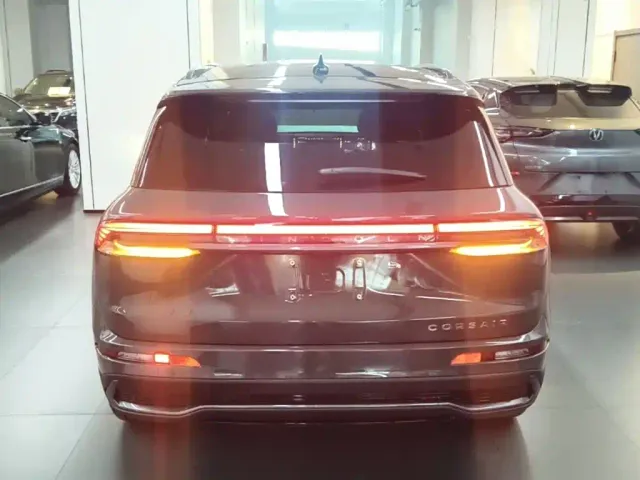 Lincoln Corsair — Фото автомобиля 5