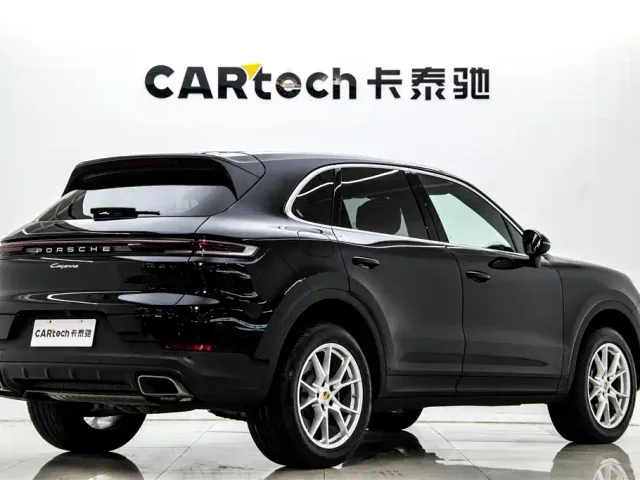 Porsche Cayenne — Фото автомобиля 5