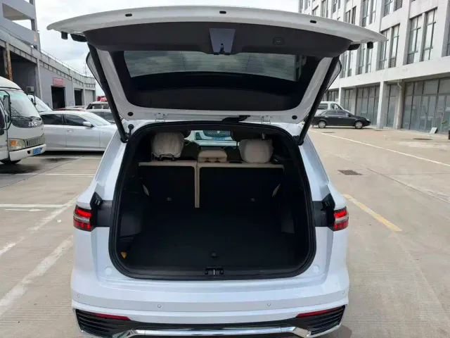 Geely Xingyue L — Фото автомобиля 6