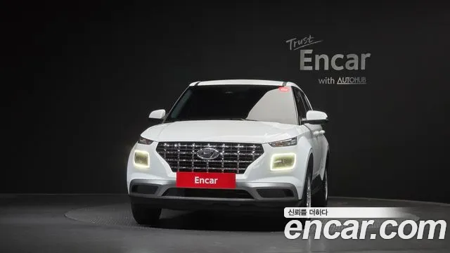 Hyundai Venue — Фото автомобиля 3