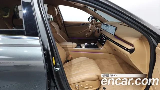 Genesis G80 Бензин 3.5 турбо AWD — Фото автомобиля 11
