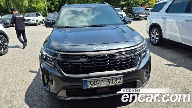 Kia Seltos — Фото автомобиля 3