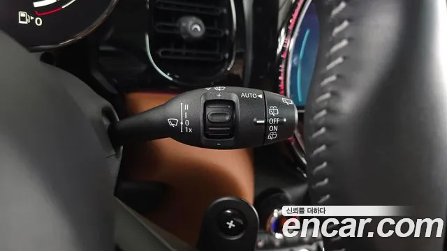 Mini Cooper — Фото автомобиля 19