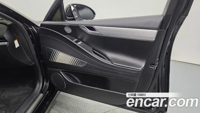 Genesis G80 RG3 — Фото автомобиля 13