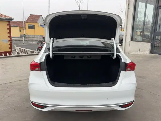 Buick Verano — Фото автомобиля 20