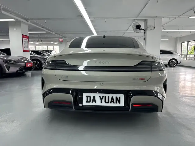 Xiaomi SU7 — Фото автомобиля 17