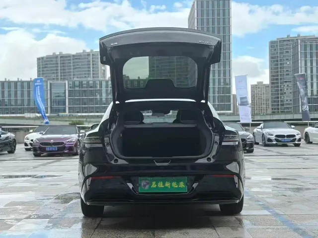 Dongfeng eπ 007 — Фото автомобиля 8