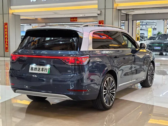 Aito M9 — Фото автомобиля 2