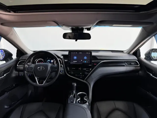 Toyota Camry — Фото автомобиля 7