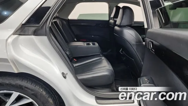 Hyundai Grandeur Grandeur (GN7) 2.5 Бензин 2WD — Фото автомобиля 12