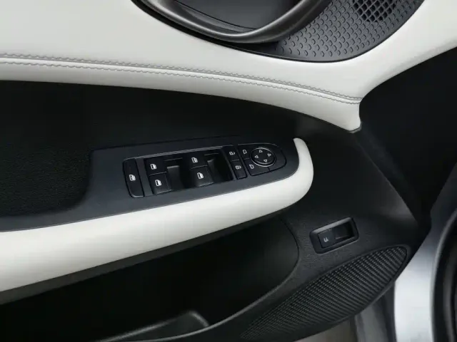 BYD Seal 05 DM-i — Фото автомобиля 9