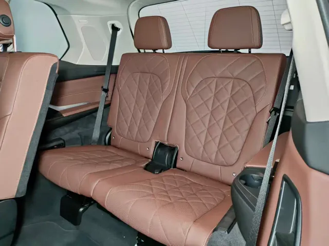 BMW X7 — Фото автомобиля 17