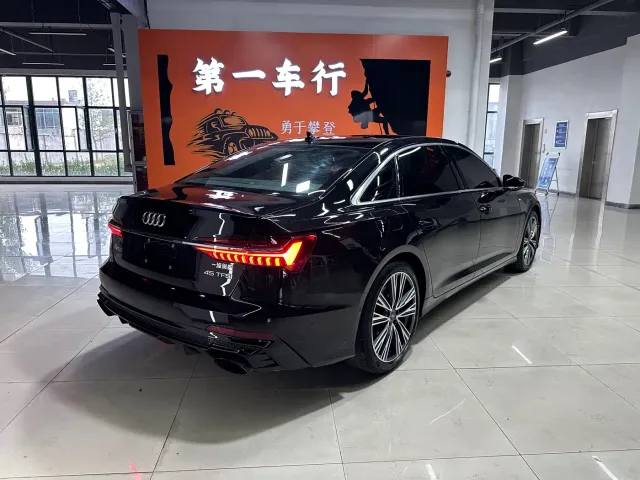 Audi A6L — Фото автомобиля 3