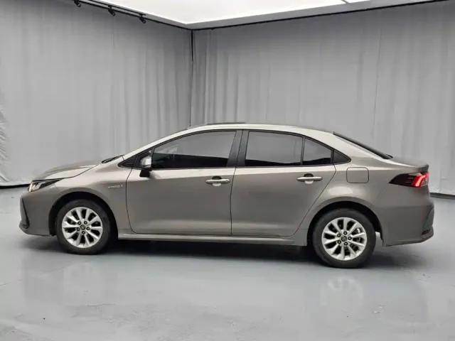 Toyota Corolla — Фото автомобиля 3