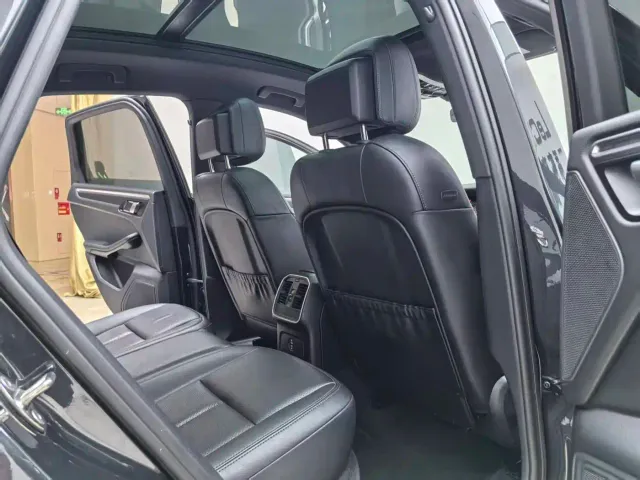 Porsche Macan — Фото автомобиля 8