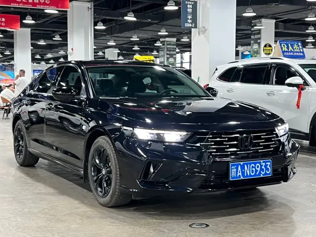 Honda Accord — Фото автомобиля 2