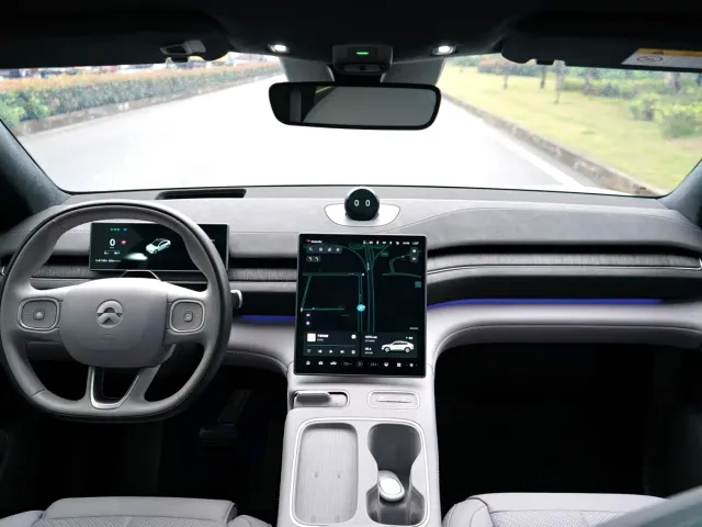 Nio EC6 — Фото автомобиля 14