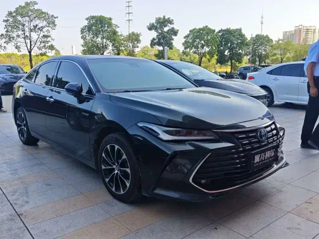Toyota Avalon — Фото автомобиля 5