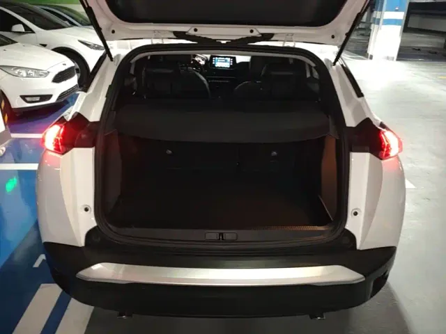 Peugeot 2008 — Фото автомобиля 18