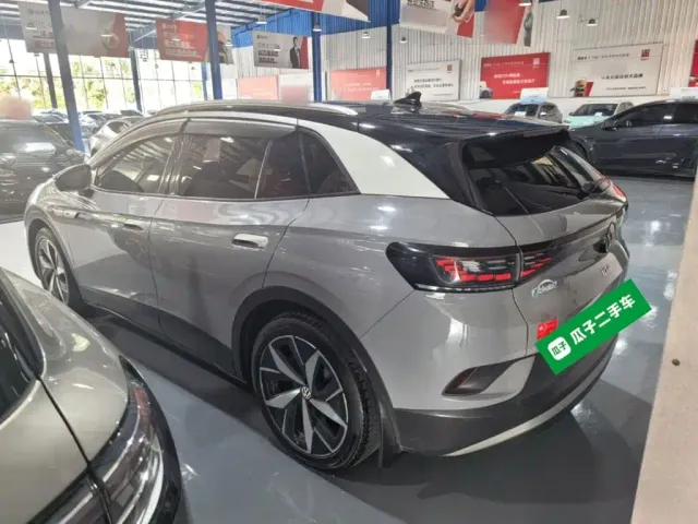 Volkswagen ID.4 CROZZ 2021 Long Range PRO 2WD — Фото автомобиля 4