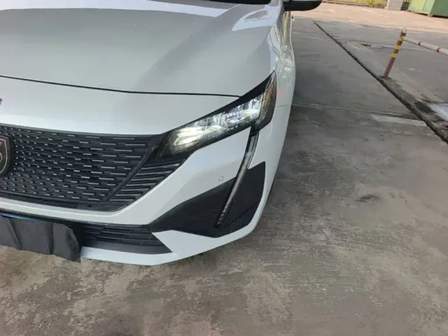 Peugeot Peugeot 408 2022 1.6T Light Chaser Edition — Фото автомобиля 23