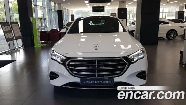Mercedes-Benz E-Class W214 — Фото автомобиля 2