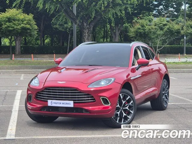 Aston Martin DBX — Фото автомобиля 3