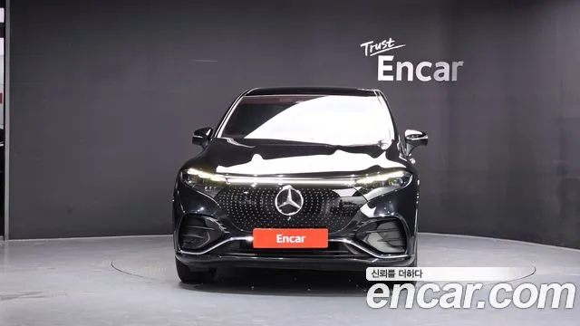 Mercedes-Benz EQS — Фото автомобиля 3