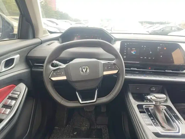 Changan CS55 Plus — Фото автомобиля 10