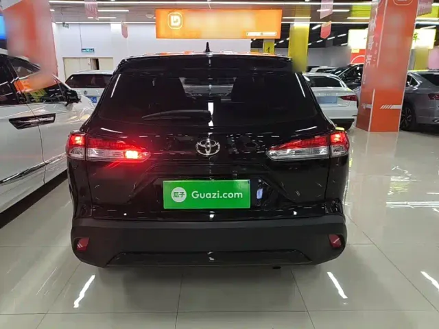 Toyota Corolla Cross — Фото автомобиля 5