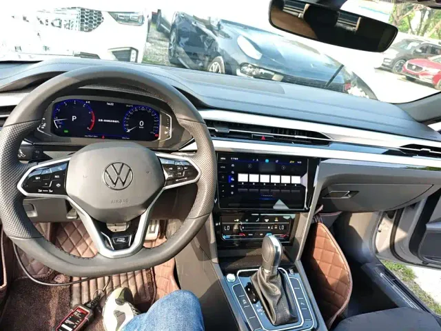 Volkswagen CC — Фото автомобиля 9