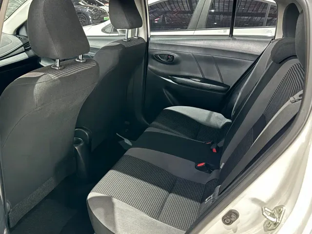 Toyota Vios FS — Фото автомобиля 5