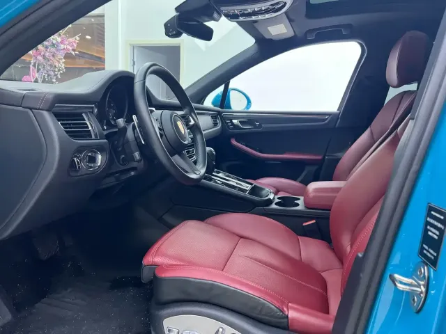 Porsche Macan — Фото автомобиля 11