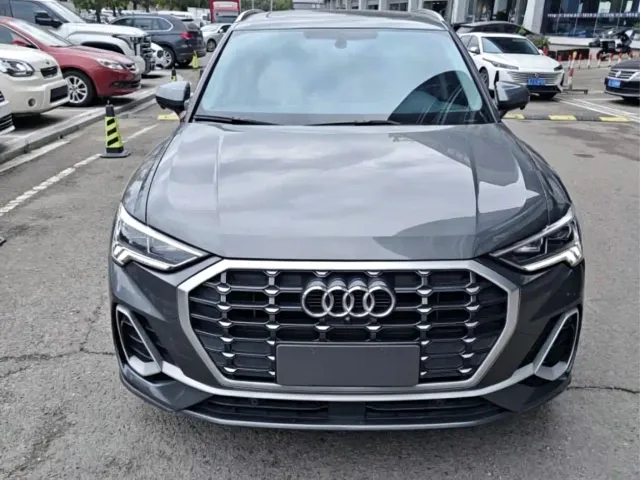 Audi Q3 — Фото автомобиля 3