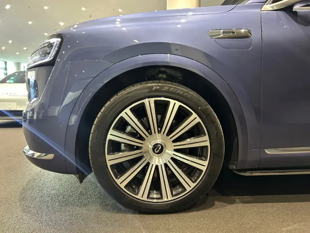 Aito M7 — Фото автомобиля 4