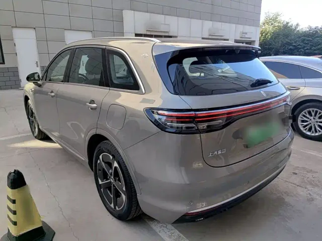 Shangjie SUV — Фото автомобиля 4