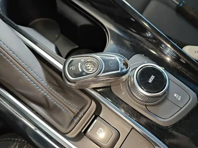 Buick Velite 6 — Фото автомобиля 8