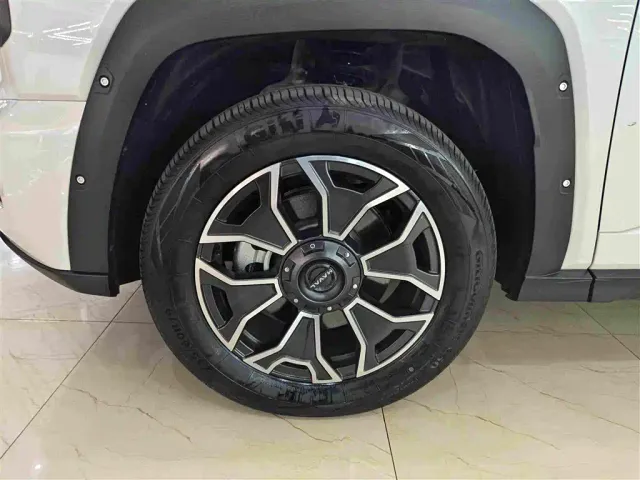Haval Big Dog — Фото автомобиля 14