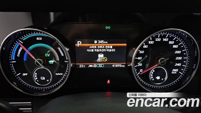 Hyundai Grandeur Grandeur (New) Hybrid — Фото автомобиля 8