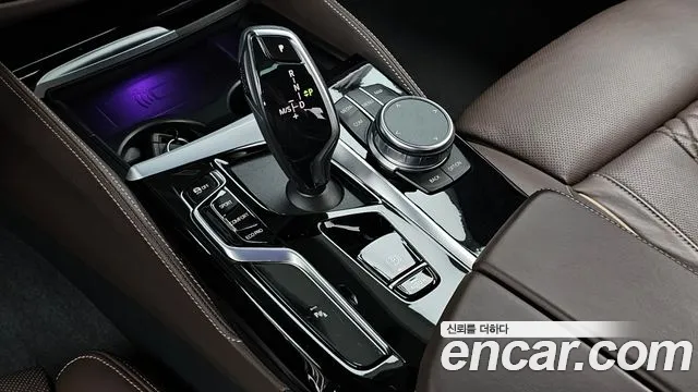 BMW 5 Series G30 — Фото автомобиля 9