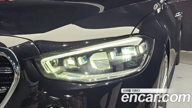 Mercedes-Benz S-Class — Фото автомобиля 21