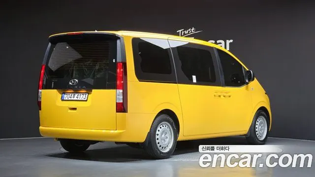 Hyundai Staria — Фото автомобиля 2