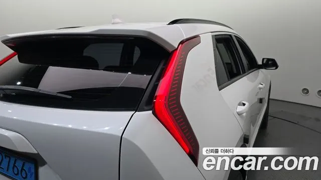 Kia Niro New — Фото автомобиля 8