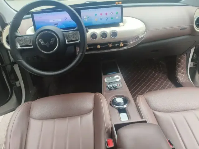 Wuling Motors Wuling Bingo 2023 333km Smart Connectivity Edition — Фото автомобиля 5