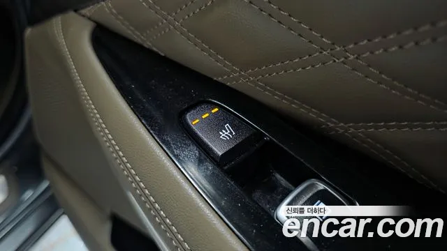 Kia K8 Hybrid — Фото автомобиля 19
