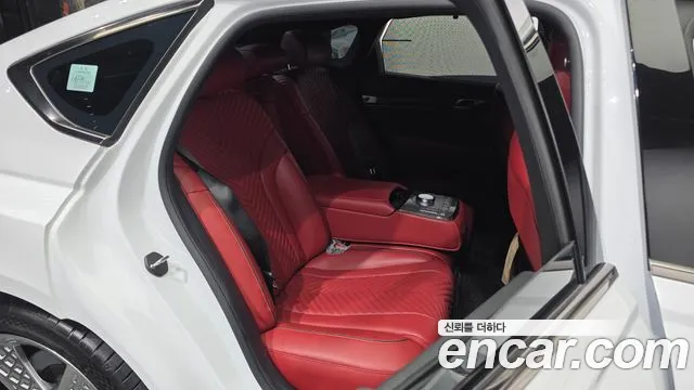 Genesis G80 Бензин 3.5 турбо AWD — Фото автомобиля 10