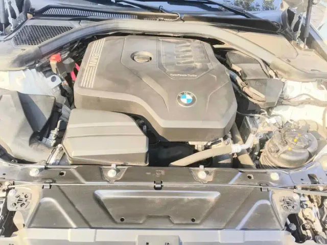 BMW 3 Series — Фото автомобиля 9