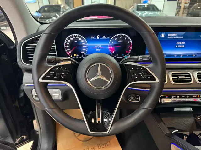 Mercedes-Benz GLE-Class — Фото автомобиля 11